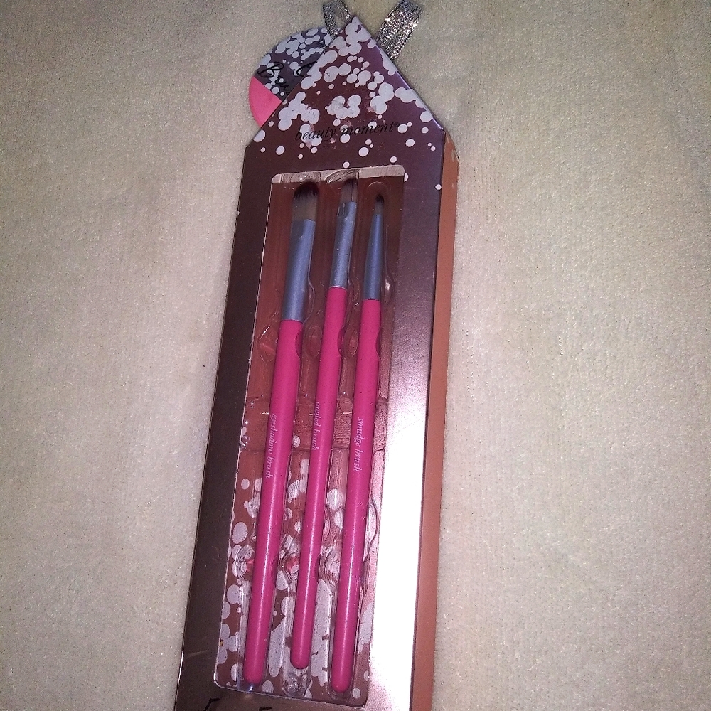 Jacky & Lauren 3 Pc Eye Brush Set NWT